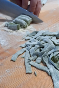 RICETTA SCIALATIELLI CON IMPASTO ALLA CICORIA TINA IN CUCINA